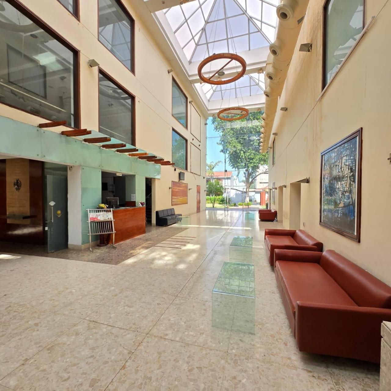 The Sky Imperial, Gandhinagar Hotel Bagian luar foto